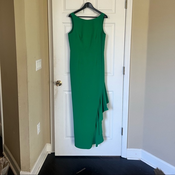 Vince Camuto Green gown/ maxi dress. - Picture 1 of 4